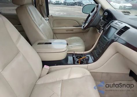 2008 Cadillac Escalade Esv Standard z USA, uszkodzony, nr VIN 1GYFK66878R222024